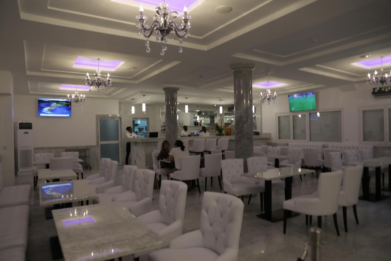 Hôtel Ahoefa King Salomon Garden Lomé Exterior foto